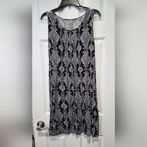 Croft & Barrow Black and Gray Patterned Dress